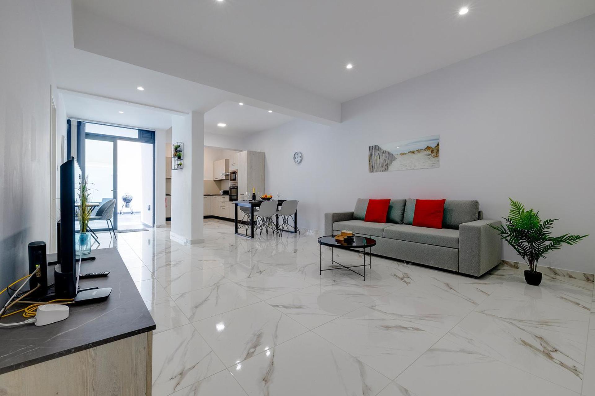 Appartamento Sliema 2Br Great Location With Terrace Esterno foto