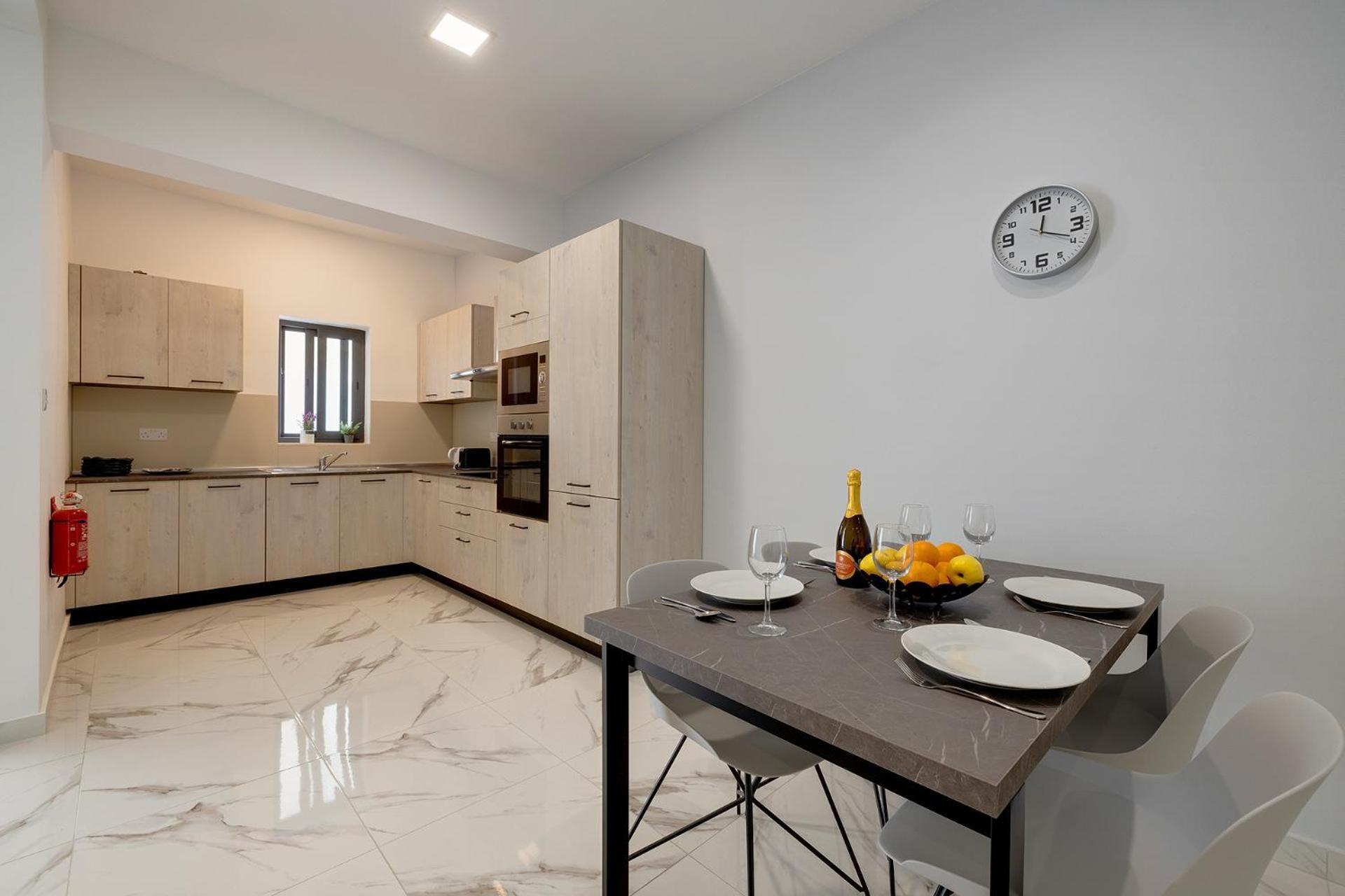 Appartamento Sliema 2Br Great Location With Terrace Esterno foto